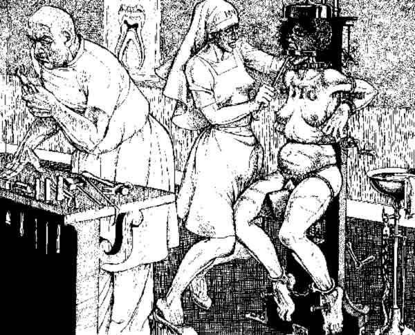 15P screaming women in medieval torture