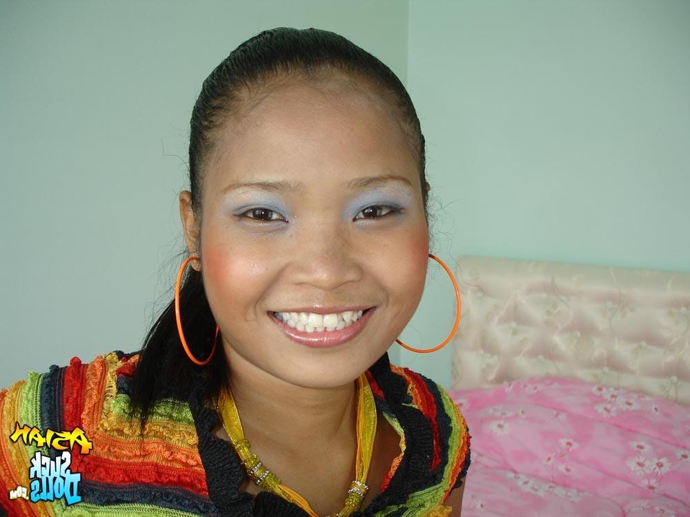 15P A yr old Asian bar girl plays with her dark tits