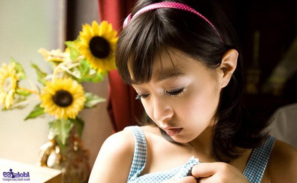 16P Pretty asian model Nana Nanami poses showing pussy