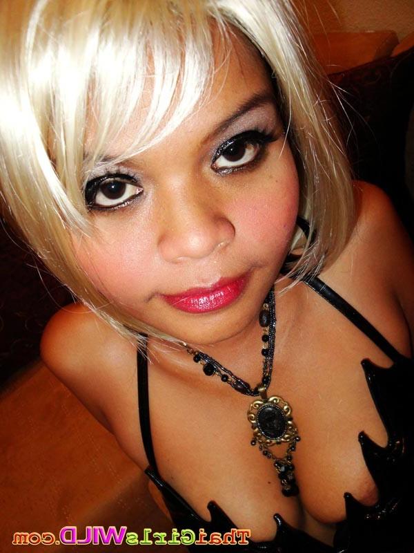 16P Random submitted photos of a dumb Thai whore named Ab