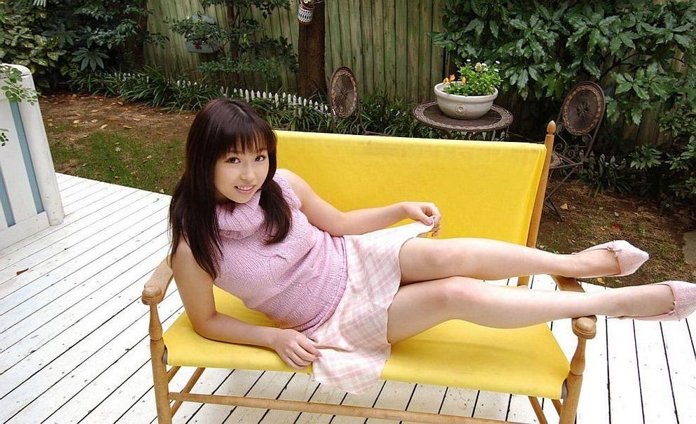 15P Japanese Aya Shiraishi shows her pussy and titties