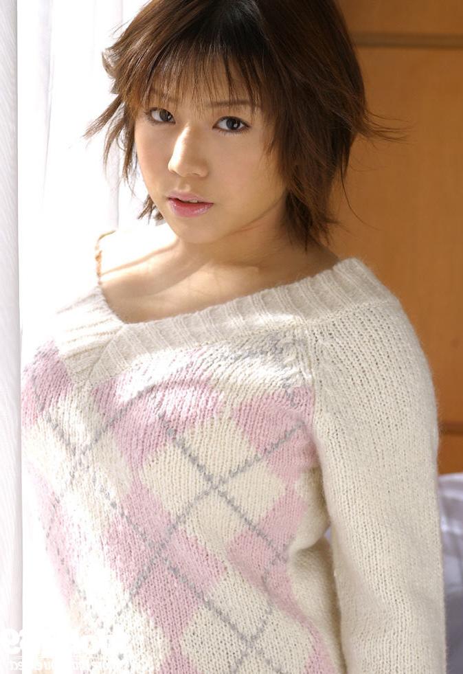 16P Japanese babe with big tits