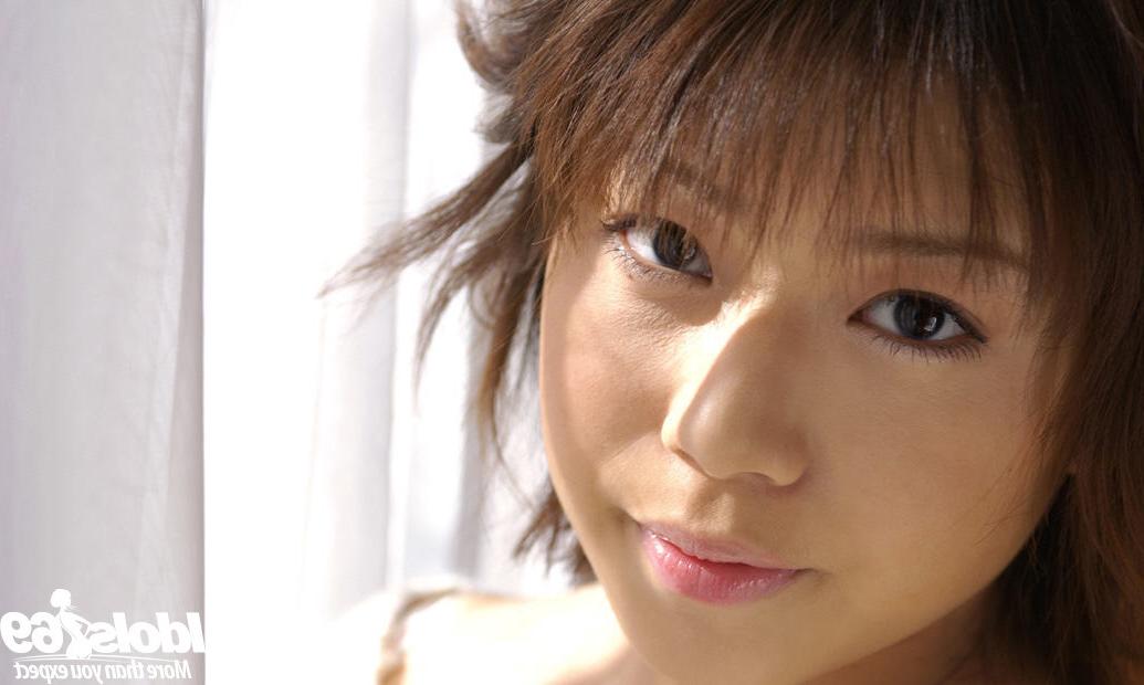 16P Japanese babe with big tits