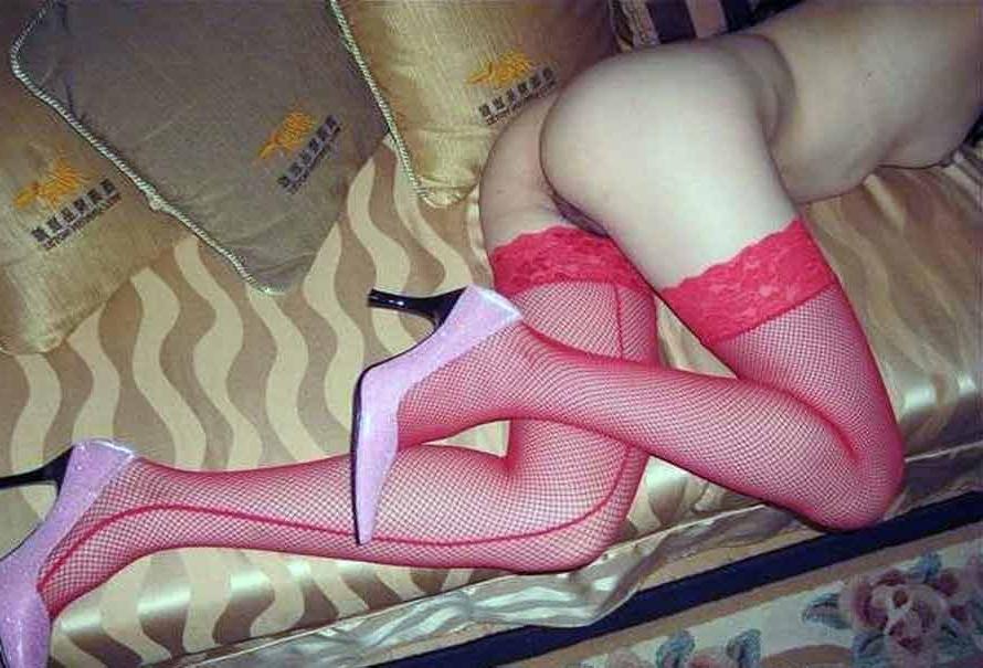 15P Nice collection of a Thai GF getting kinky in a motel room