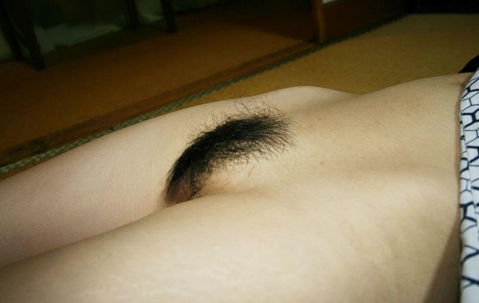 15P Japanese babe Saori in white panties showing pussy