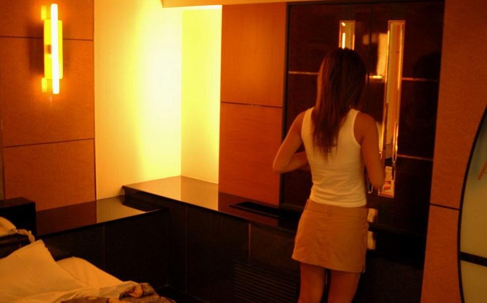 15P Cute japanese babe Mao showing sweet ass and pussy
