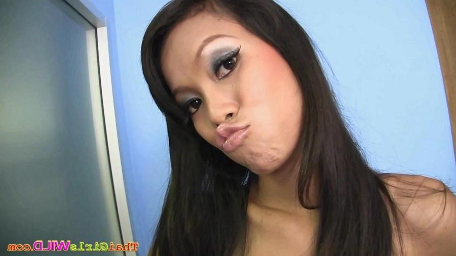 16P Pretty Thai slut Kanya strips and gets a big load in her pussy