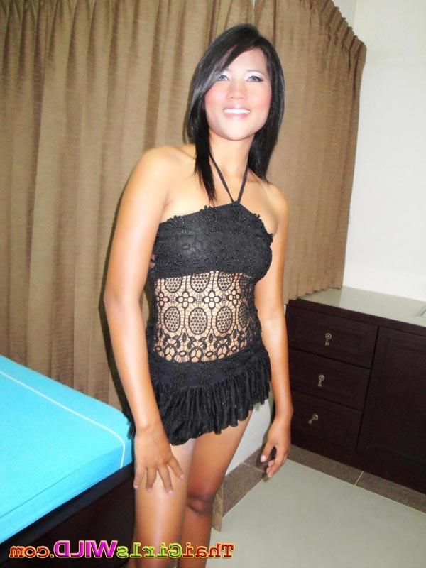 16P Some various fun pics and fuck pics of the sexy Thai girl Koy