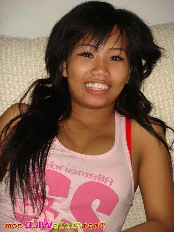 16P Super cute Bibi smiles and shows off her fine body