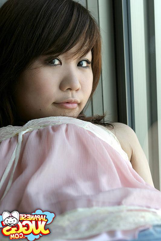 15P Busty big boobs Japanese babe
