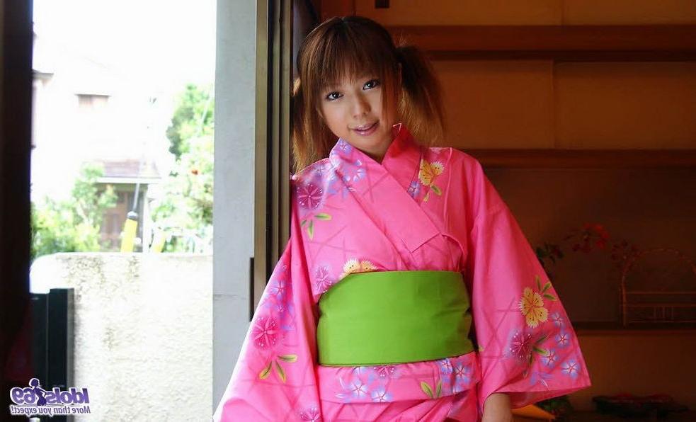 15P Japanese cutie Miyu posing in kimono showing pussy