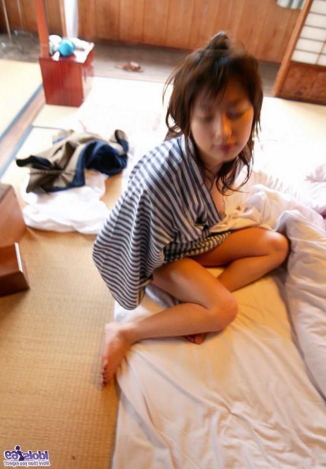 15P Lovely japanese Akane Sakura poses nude shows tits