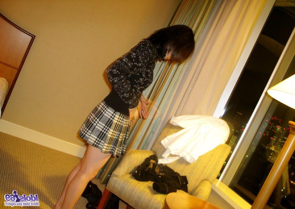 16P Japanese slut Ami in her uniform is hot