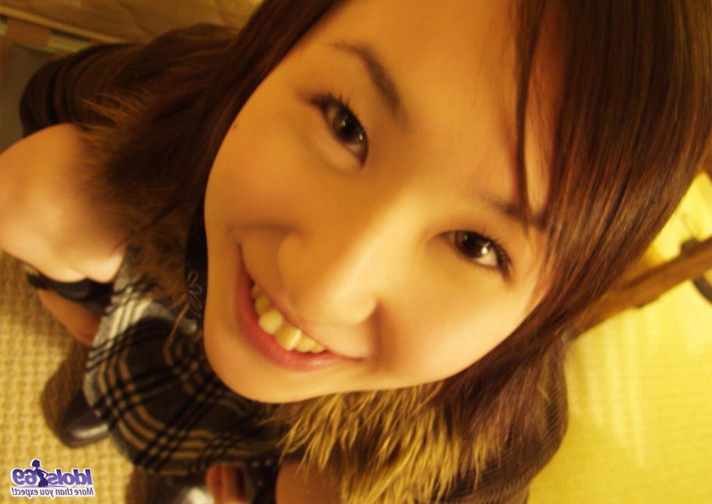 16P Japanese slut Ami in her uniform is hot