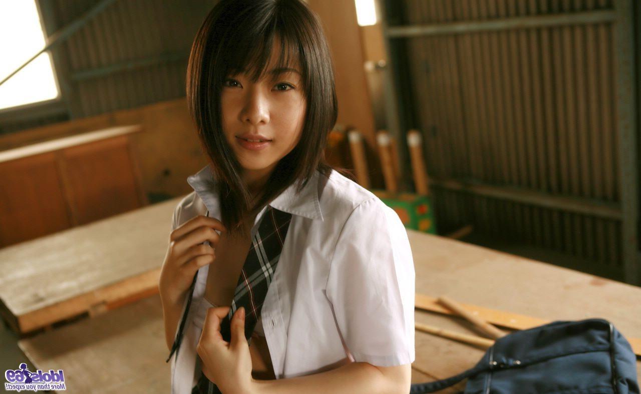 16P Horny Japanese babe shows her big tits