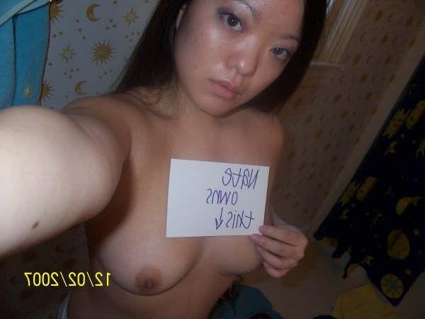 15P Girl posing and showing tits for Nate and David