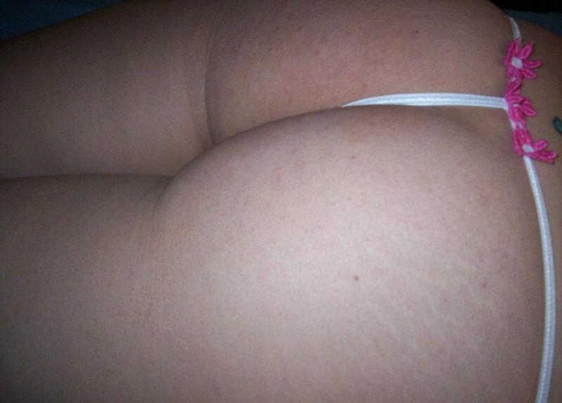 16P Mega oozing hot and delicious Asian girls posing naked