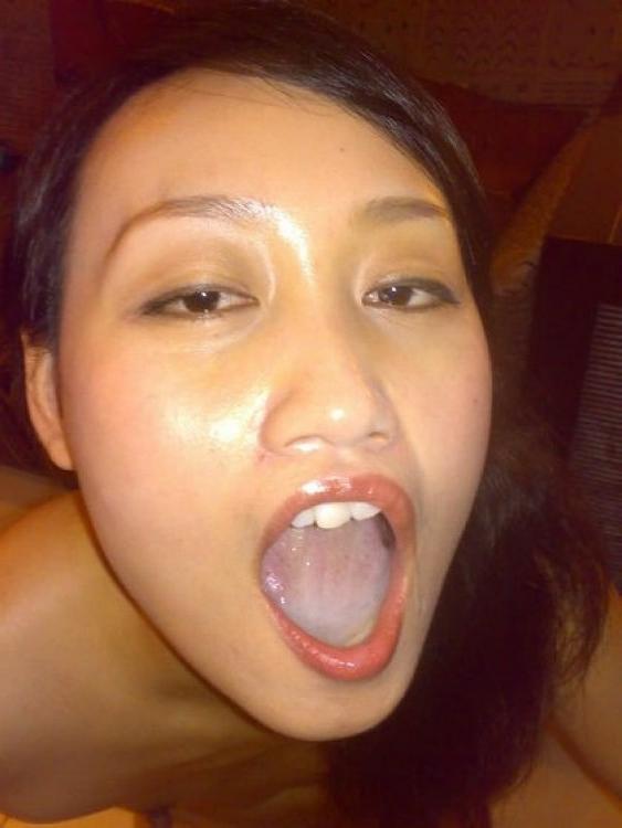 16P Mega oozing hot and delicious Asian girls posing naked