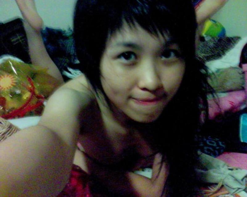 15P Mega oozing hot and delicious Asian girls posing naked