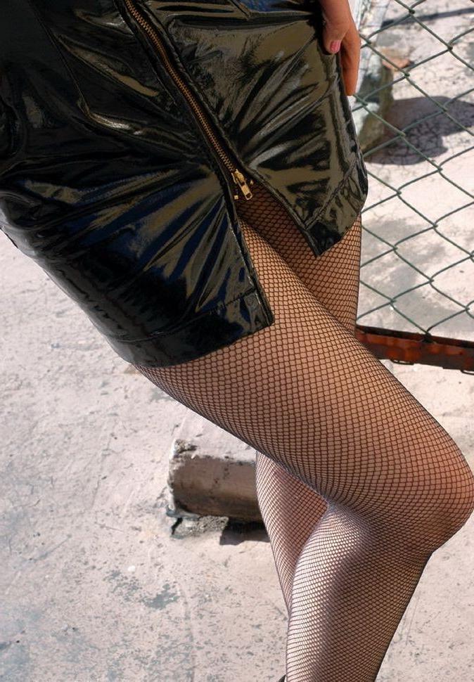 15P Bad Japanese enjoys her chains and bondage in lingerie