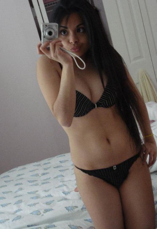 15P Japanese teen gfs posing for the camera