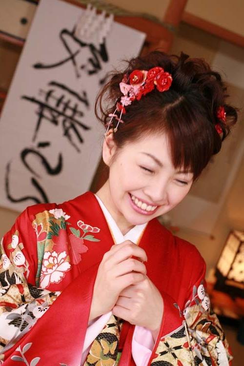 16P Non Nude Cute Japanese Geisha In Full Kimono
