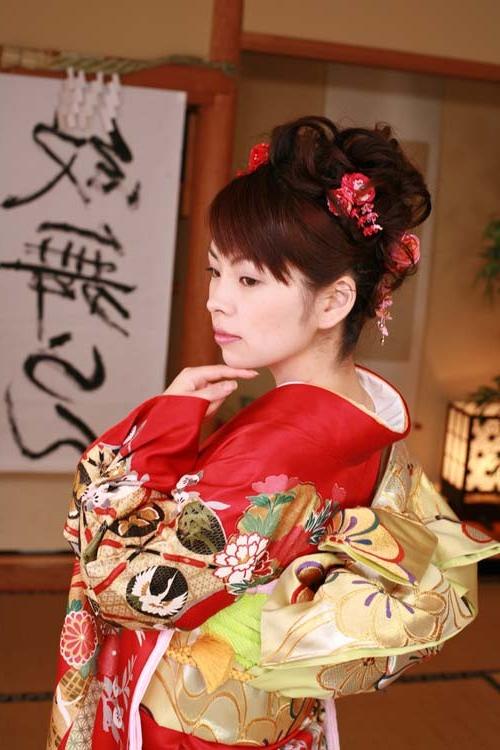 16P Non Nude Cute Japanese Geisha In Full Kimono
