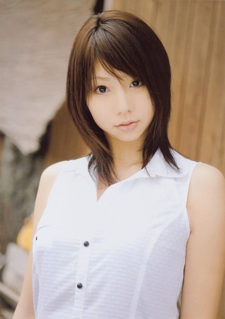 12P Japanese teen gfs posing for the camera