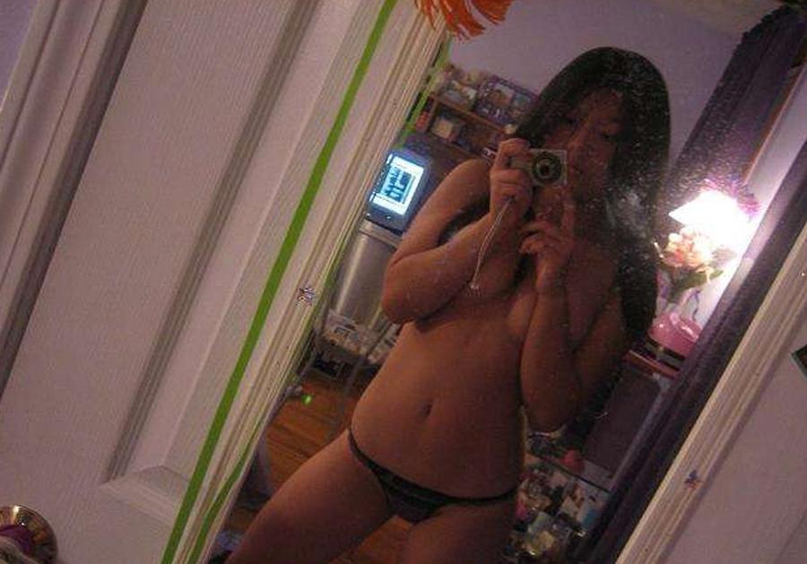 16P Mega oozing hot and delicious Asian girls posing naked