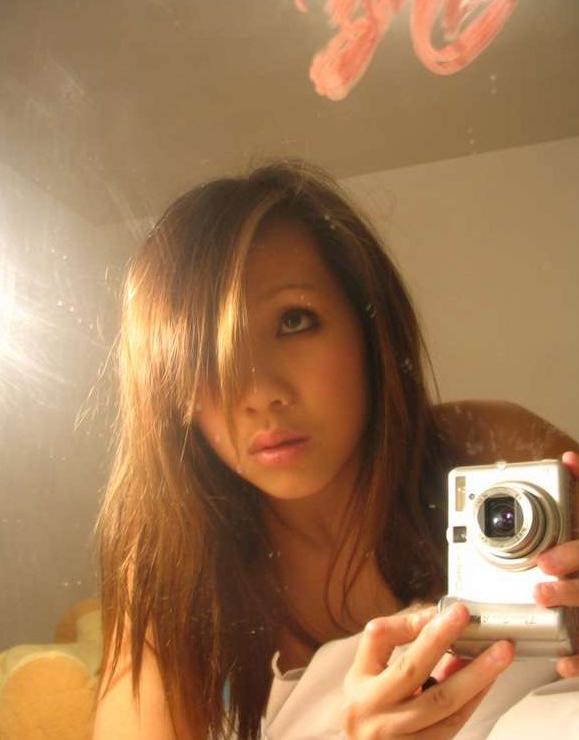 16P Mega oozing hot and delicious Asian girls posing naked