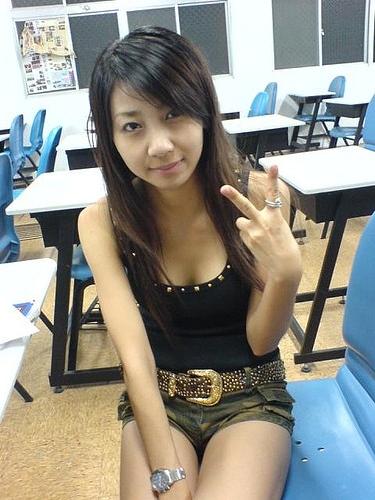 16P Mega oozing hot and delicious Asian girls posing naked
