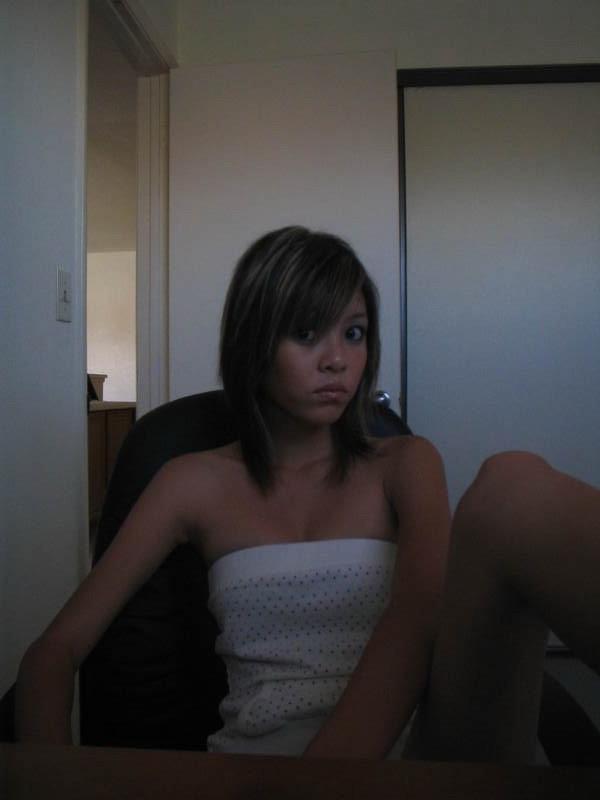 16P Mega oozing hot and delicious Asian girls posing naked