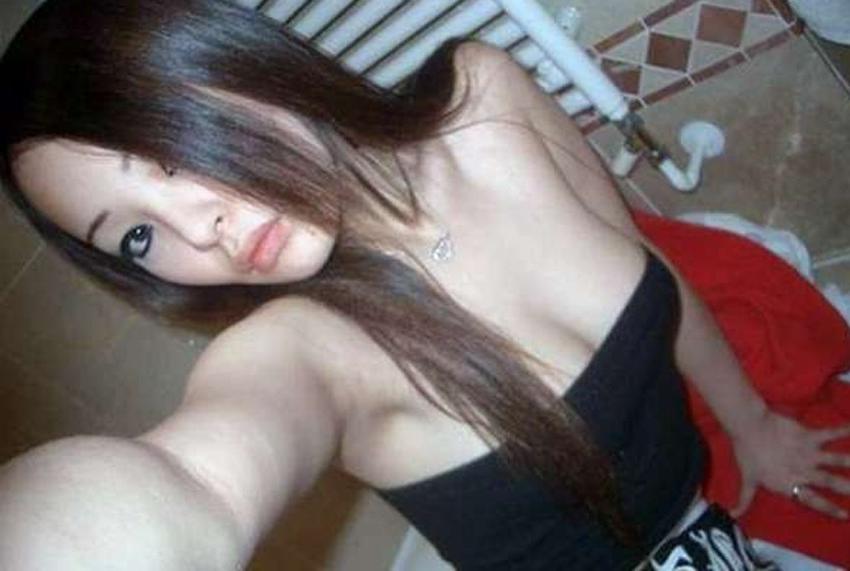 16P Mega oozing hot and delicious Asian girls posing naked