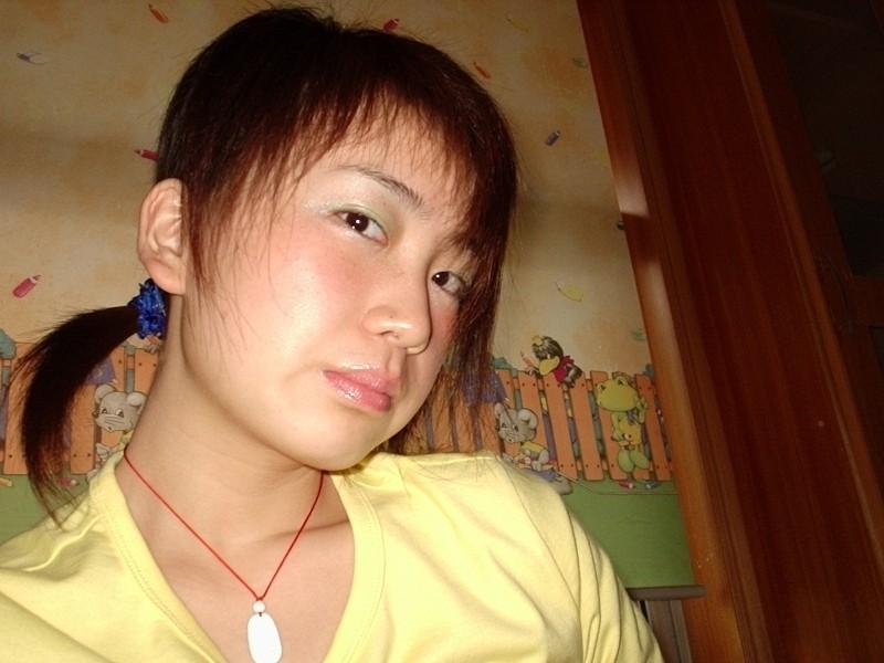 16P Mega oozing hot and delicious Asian girls posing naked