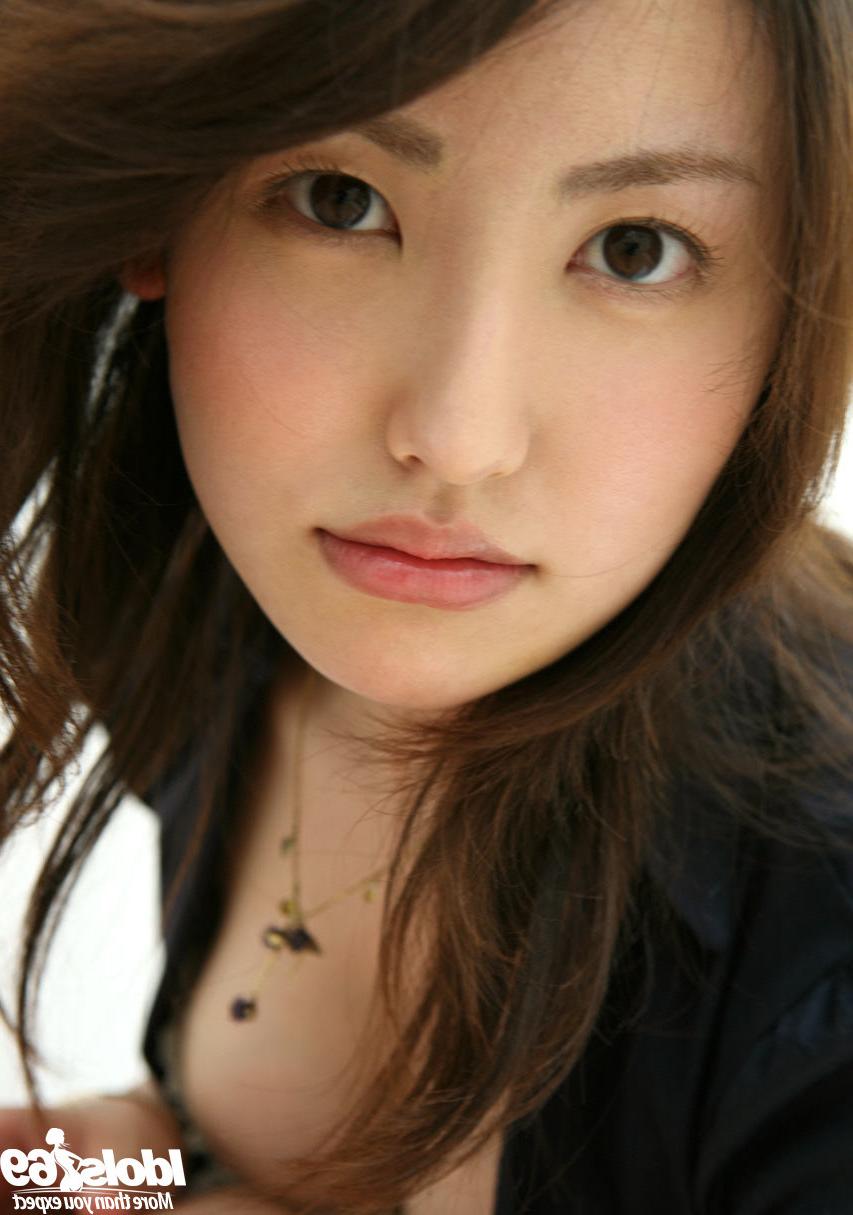 16P Japanese model random shots