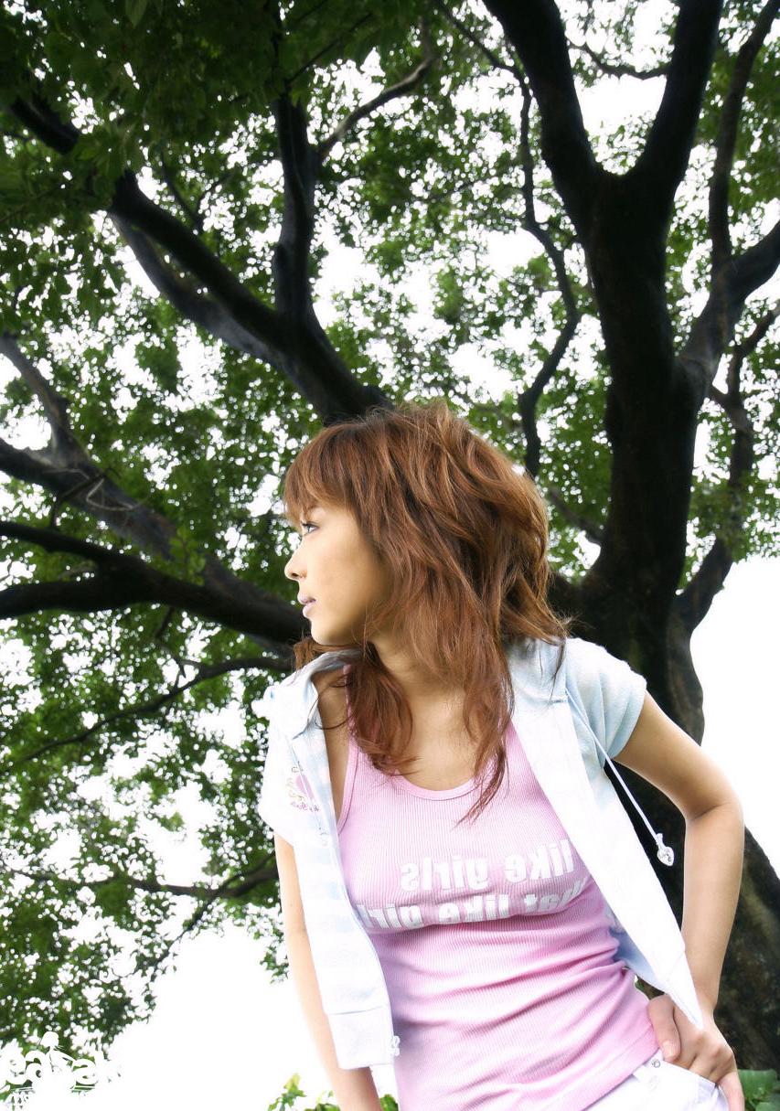 16P Japanese teen outdoors
