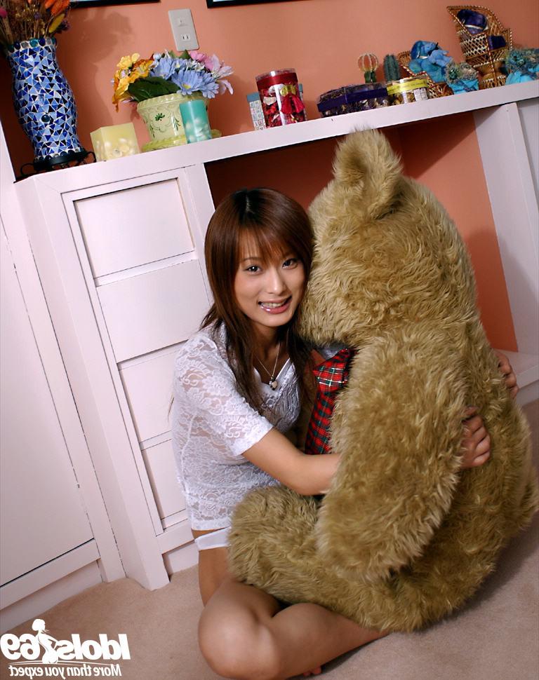 16P Japanese amateur babe