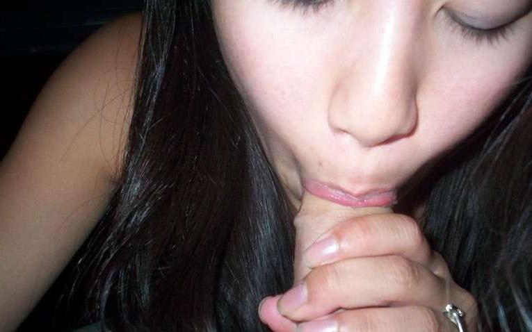 16P Mega oozing hot and delicious Asian girls posing naked
