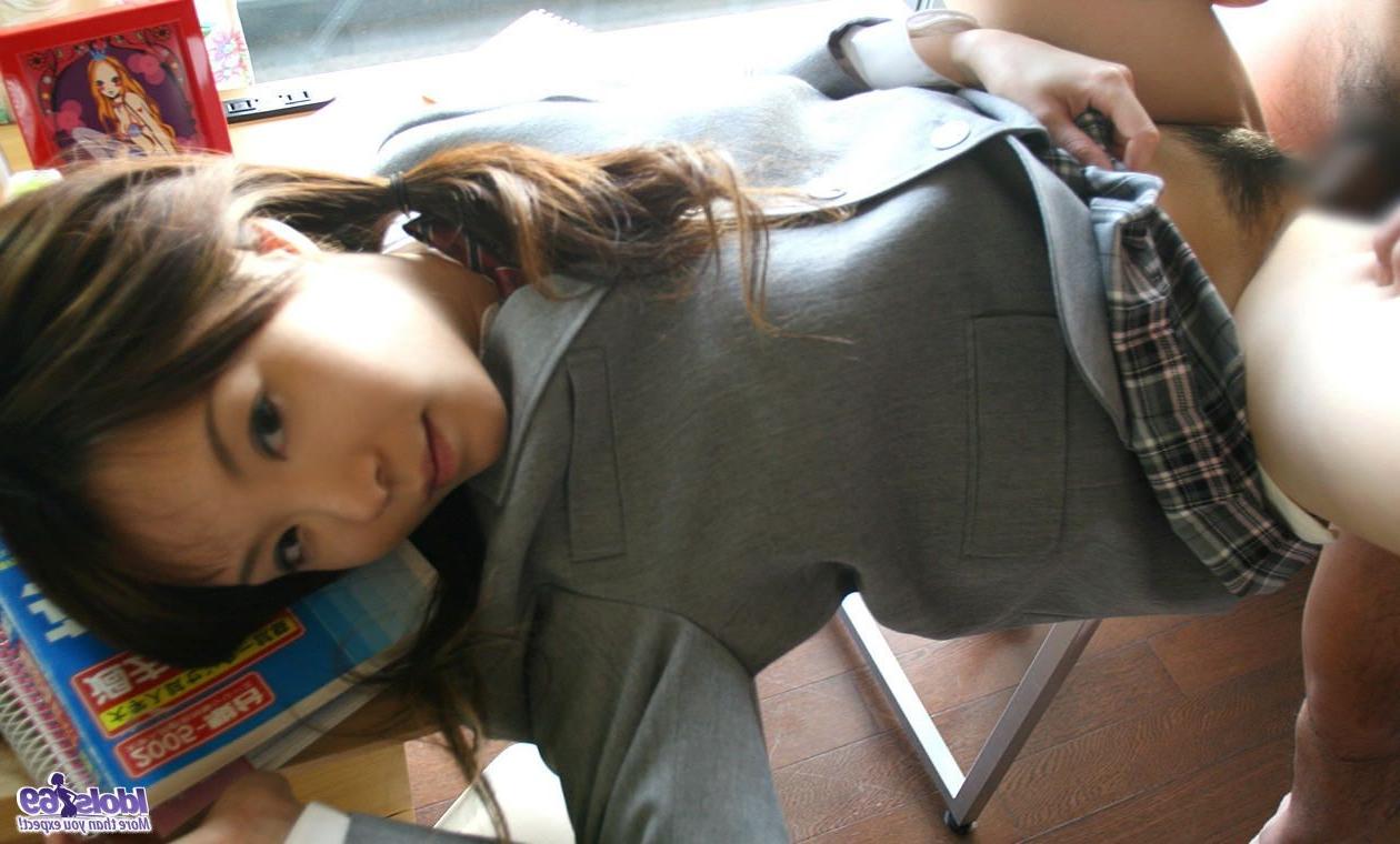 15P Naughty Asian student flashes her firm titties for a peek