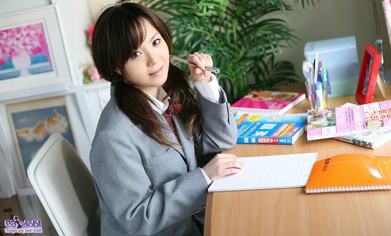 15P Naughty Asian student flashes her firm titties for a peek