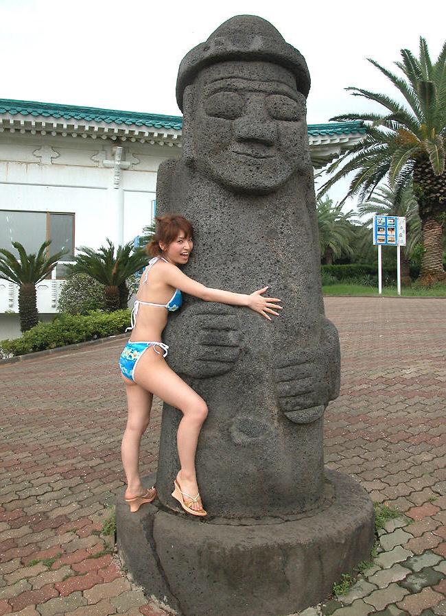 16P Naughty Asian slut An Nanba flaunts her hairy pussy and tits