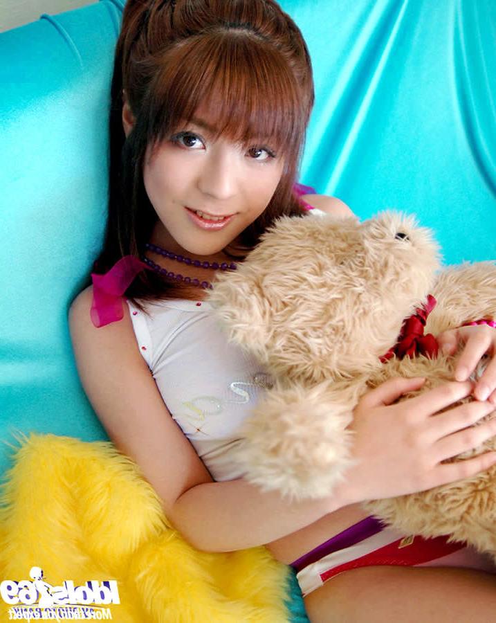 15P Cute japanese girl getting ready for bed