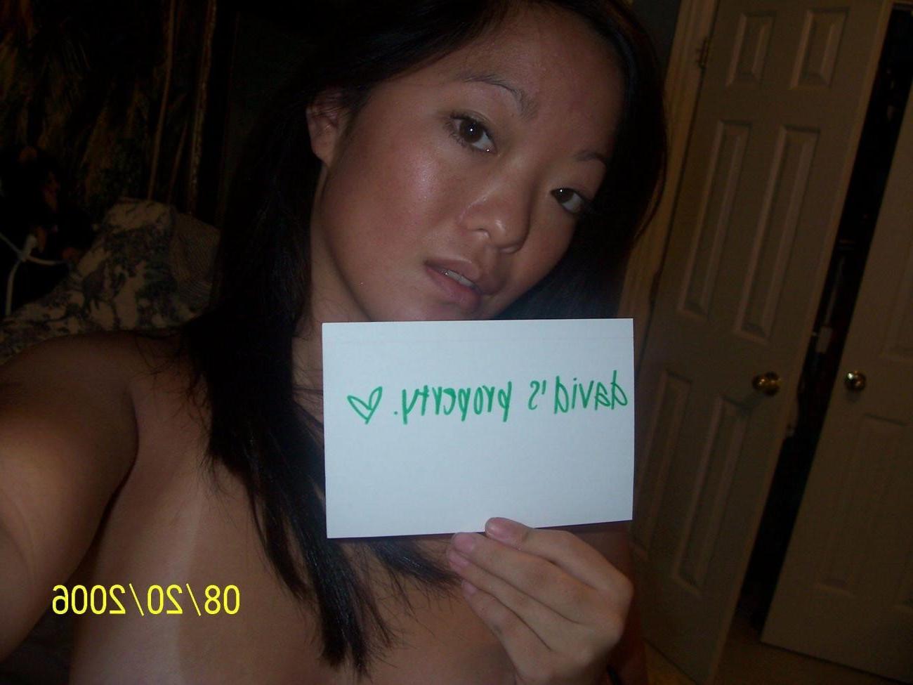 16P Mega oozing hot and delicious Asian girls posing naked
