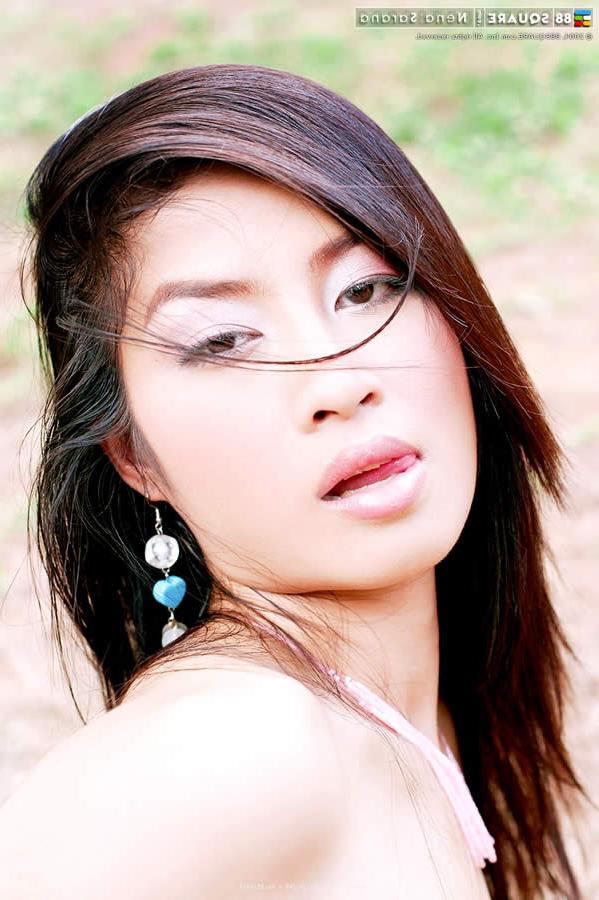 15P Gorgeous thai model with a tight body