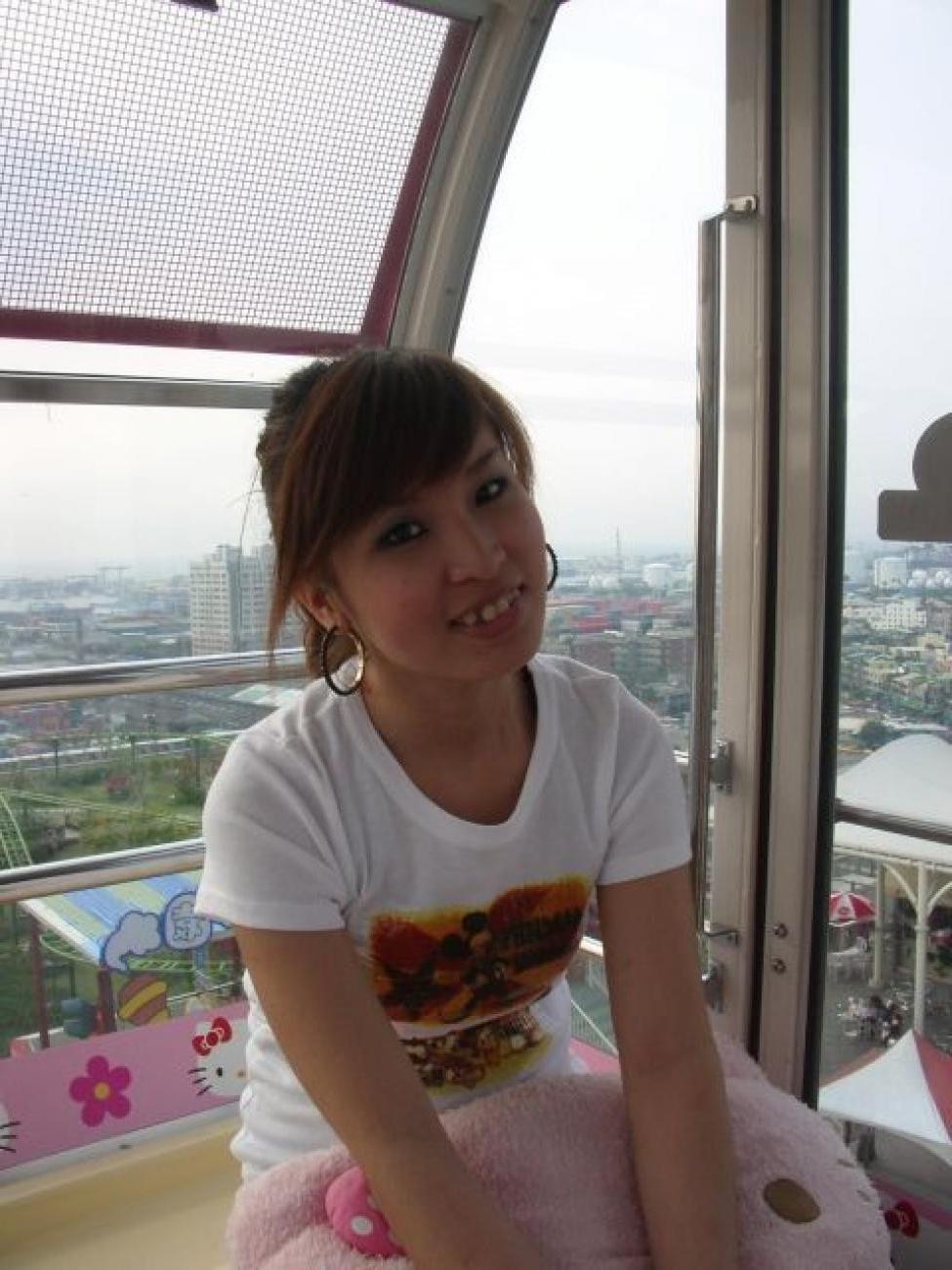 16P Mega oozing hot and delicious Asian girls posing naked