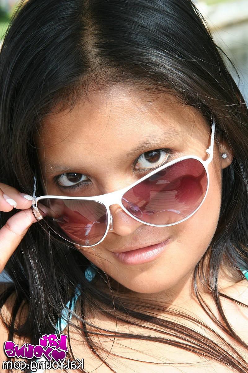 16P ::: Kat Young ::: Pretty asian teen Kat Young sunbathing and teasing