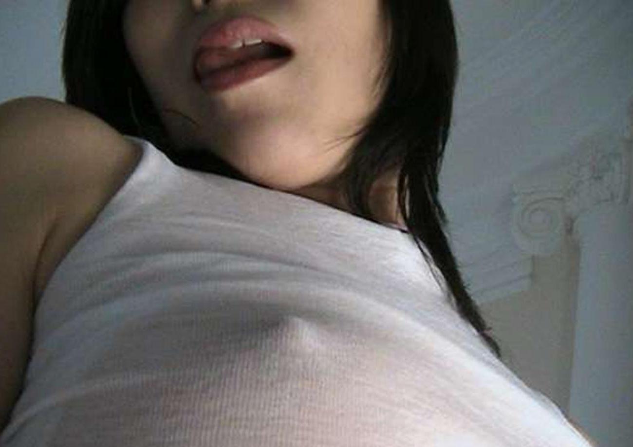 16P Mega oozing hot and delicious Asian girls posing naked
