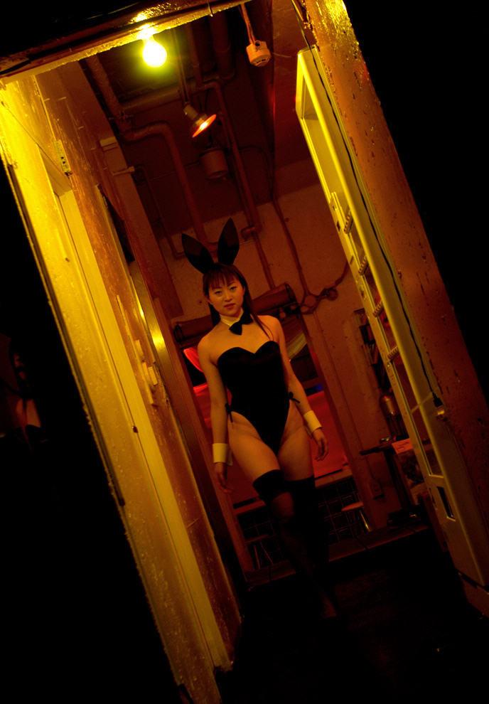 16P Naughty Asian slut gets off on fingering her own fine pussy