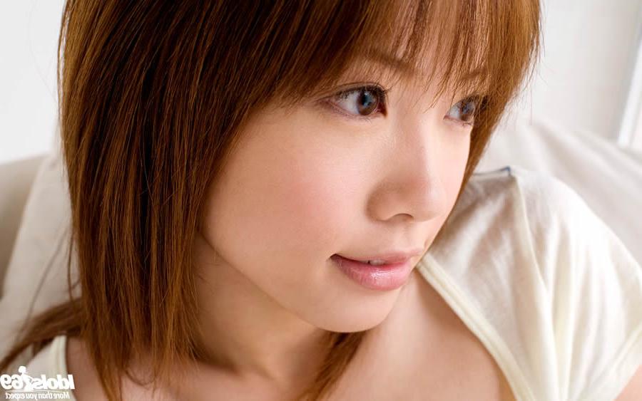 15P Cute japanese teen undressing for bed