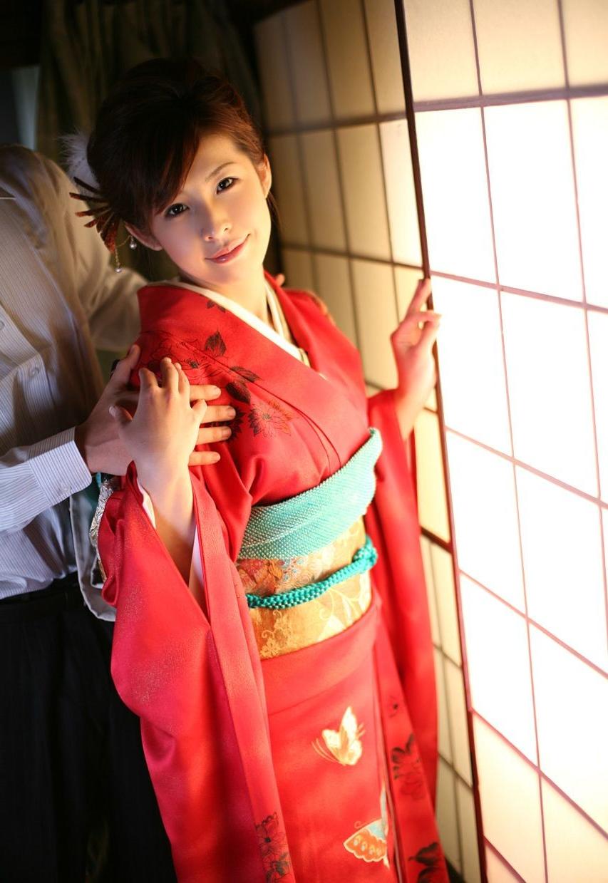 16P Bad Japanese whore with nice tits is tied up for fucking